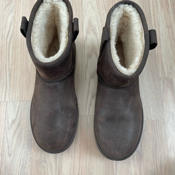 Mens Ugg classic mini deco boots - Picture 3 of 4